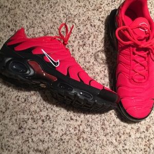 Brand new with box Nike air max